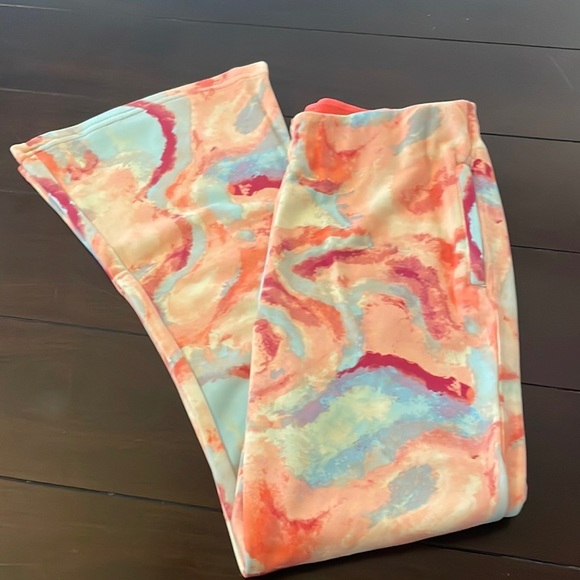 Free People Movement All That Set Printed Multi Set - NWT - Picture 4 of 4